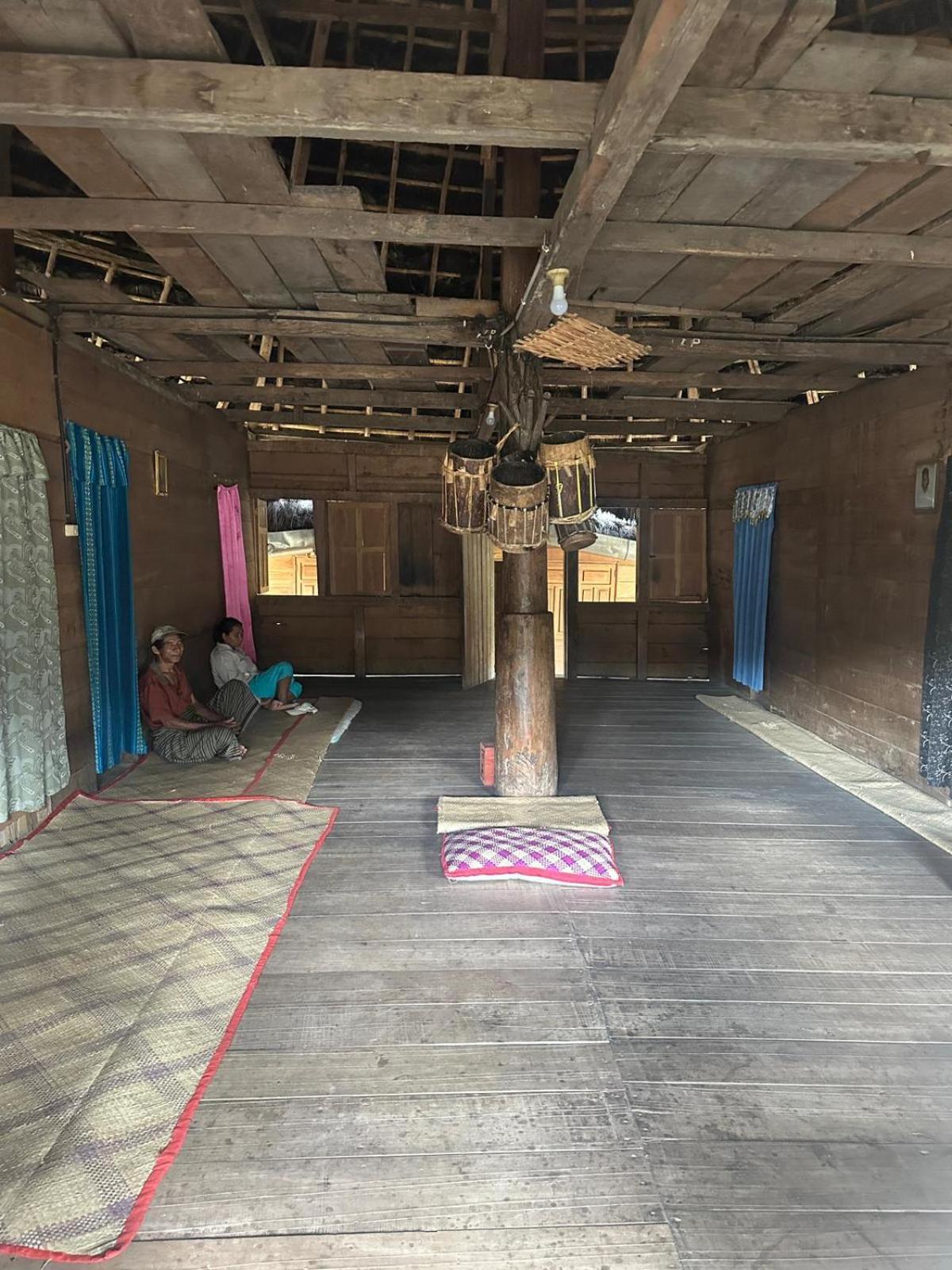 Petra Homestay Bangka Leda Ruteng Exterior foto