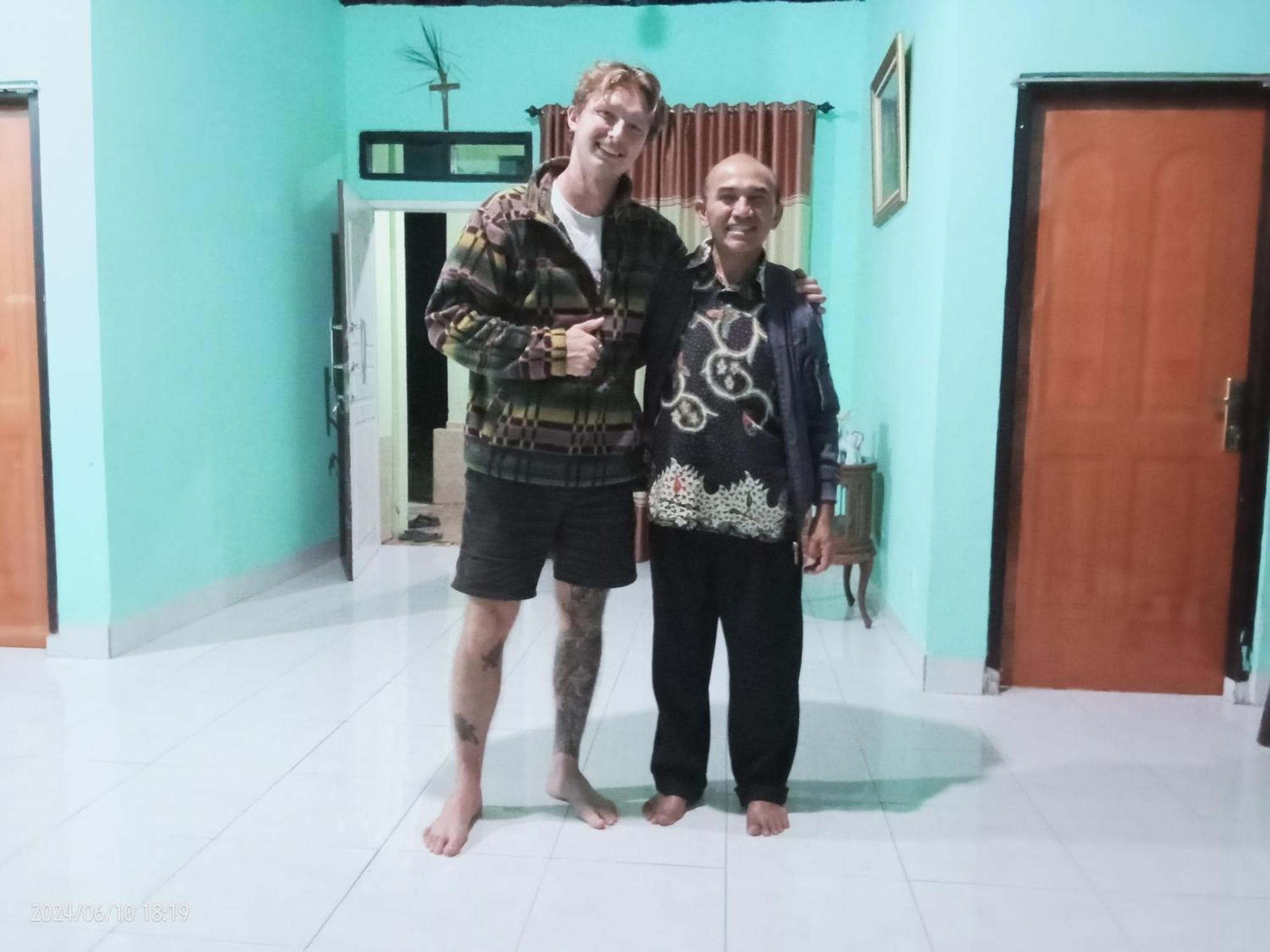 Petra Homestay Bangka Leda Ruteng Exterior foto