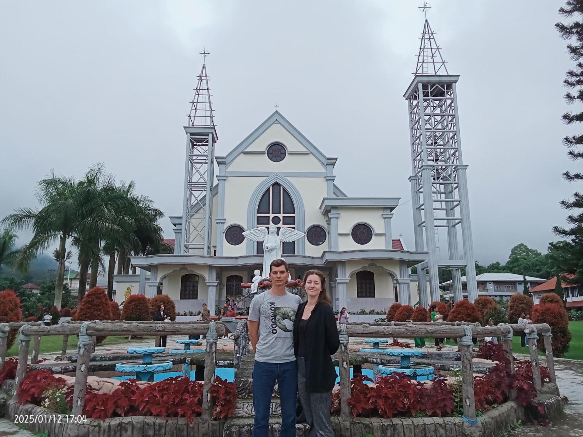 Petra Homestay Bangka Leda Ruteng Exterior foto